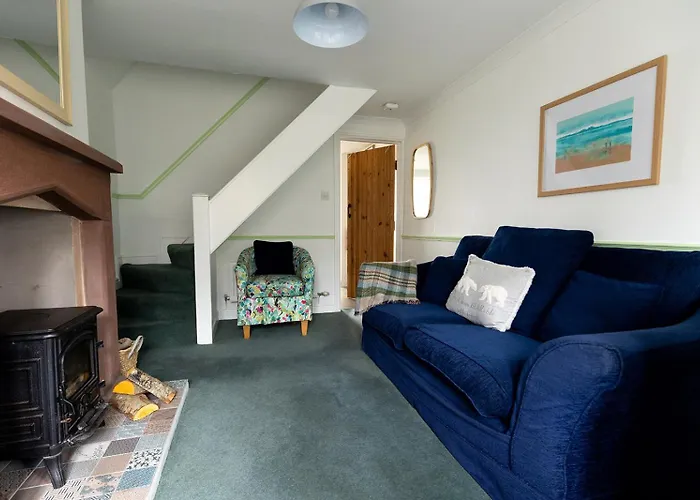 Little Blue House - Cottage With Seaview Near The Lake District National Park